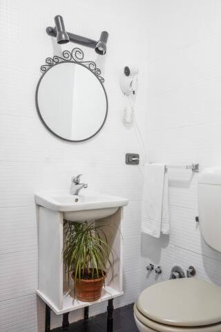 Sarah'S B&B Rom Eksteriør billede